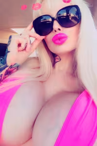Sabrina Sabrok hot photo gallery - picture 3