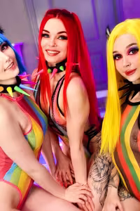Catch My Vibe hot photo gallery - picture 1