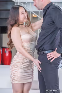 Yiming Curiosity hot photo gallery - picture 3