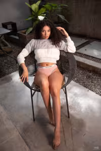 Valery Ponce hot photo gallery - picture 15