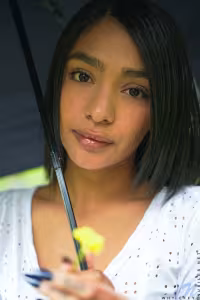 Why Effy hot photo gallery - picture 1