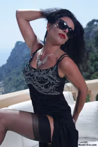 Model Eve hot photo gallery - picture 8