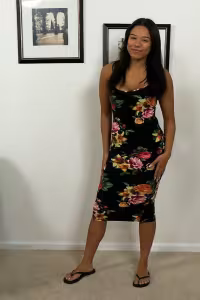 Henna Vale hot photo gallery - picture 1