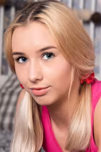 Lil Karla hot photo gallery - picture 12