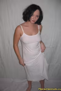 Mayas Handjobs hot photo gallery - picture 2