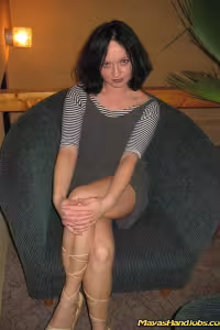 Mayas Handjobs hot photo gallery - picture 1