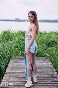 Nicole Heavens hot photo gallery - picture 2