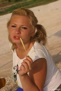 Malina May hot photo gallery - picture 4