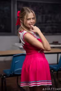 Pixie Smalls hot photo gallery - picture 1