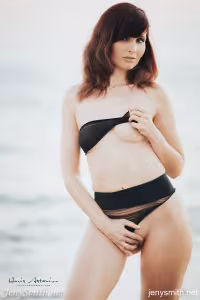 Jeny Smith hot photo gallery - picture 3