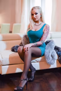 Kayla Green hot photo gallery - picture 15