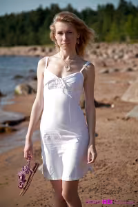 Mariana hot photo gallery - picture 1