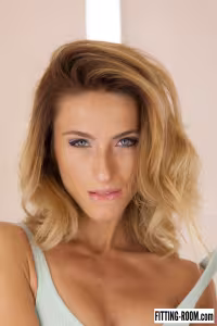 Cara Mell hot photo gallery - picture 11