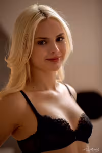 Lika Star hot photo gallery - picture 1