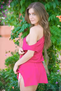 Lily Chey hot photo gallery - picture 7