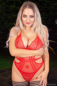 Lana Wolf hot photo gallery - picture 2