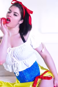 Lucia Love hot photo gallery - picture 7
