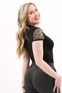 Alaina Taylor hot photo gallery - picture 1