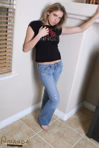 Amanda Crush hot photo gallery - picture 2