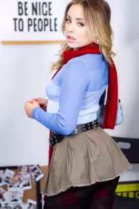 Anna Claire Clouds hot photo gallery - picture 2