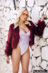 Athena Palomino hot photo gallery - picture 4