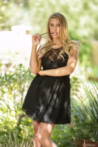 August Ames hot photo gallery - picture 11