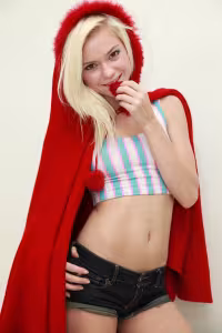 Chloe Foster hot photo gallery - picture 1