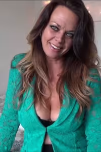 Diane Andrews hot photo gallery - picture 6