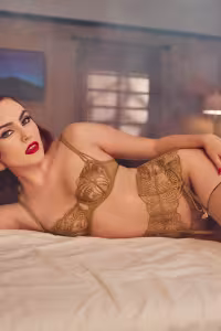 Freya Parker hot photo gallery - picture 9