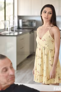 Gianna Gem hot photo gallery - picture 4
