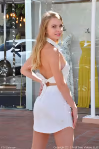 Hannah Hawthorne hot photo gallery - picture 8