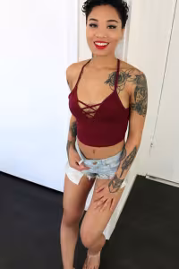 Honey Gold hot photo gallery - picture 1