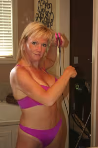 Jayme Lawrence hot photo gallery - picture 1