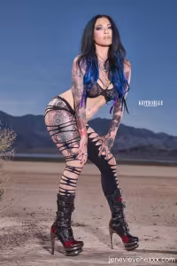 Jenevieve Hexxx hot photo gallery - picture 5