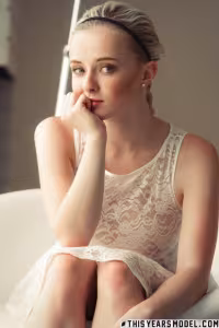 Kenze Thomas hot photo gallery - picture 4