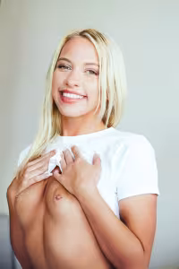 Khloe Kapri hot photo gallery - picture 3