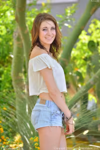 Kinsley Eden hot photo gallery - picture 3