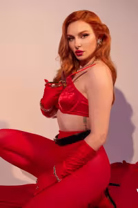 Lacy Lennon hot photo gallery - picture 3
