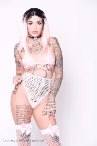 Leigh Raven hot photo gallery - picture 8