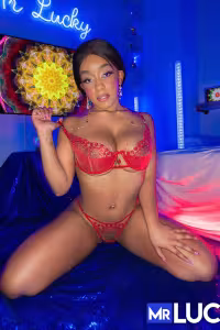 Lily Starfire hot photo gallery - picture 2