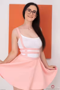 Lyra Lockhart hot photo gallery - picture 7