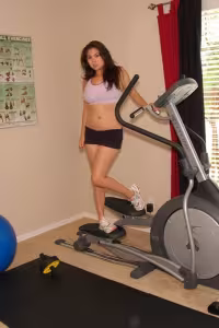Mai Ly hot photo gallery - picture 1