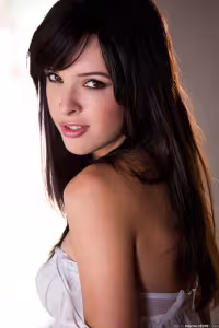 Natalie Heart hot photo gallery - picture 1