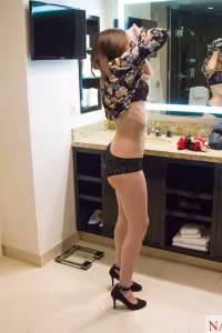 Nickey Huntsman hot photo gallery - picture 7
