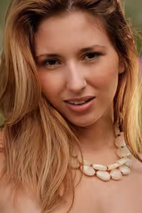 Shay Laren hot photo gallery - picture 2