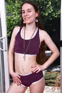 Sia Wood hot photo gallery - picture 5