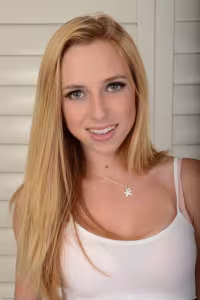 Taylor Whyte hot photo gallery - picture 4