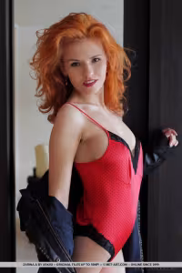 Walda Rada hot photo gallery - picture 2