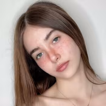 Porn actress Aleja Crack