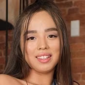 Porn actress Asi Aya